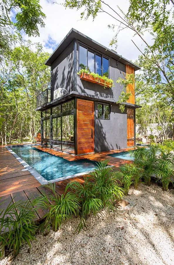 Tiny House En La Selva Con Cenote Natural Privado Villa Tulum